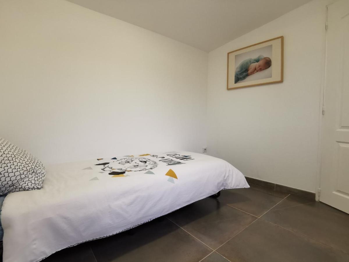 Maison De Vacances L'Hote Champetre Campagne Arlesienne Экстерьер фото